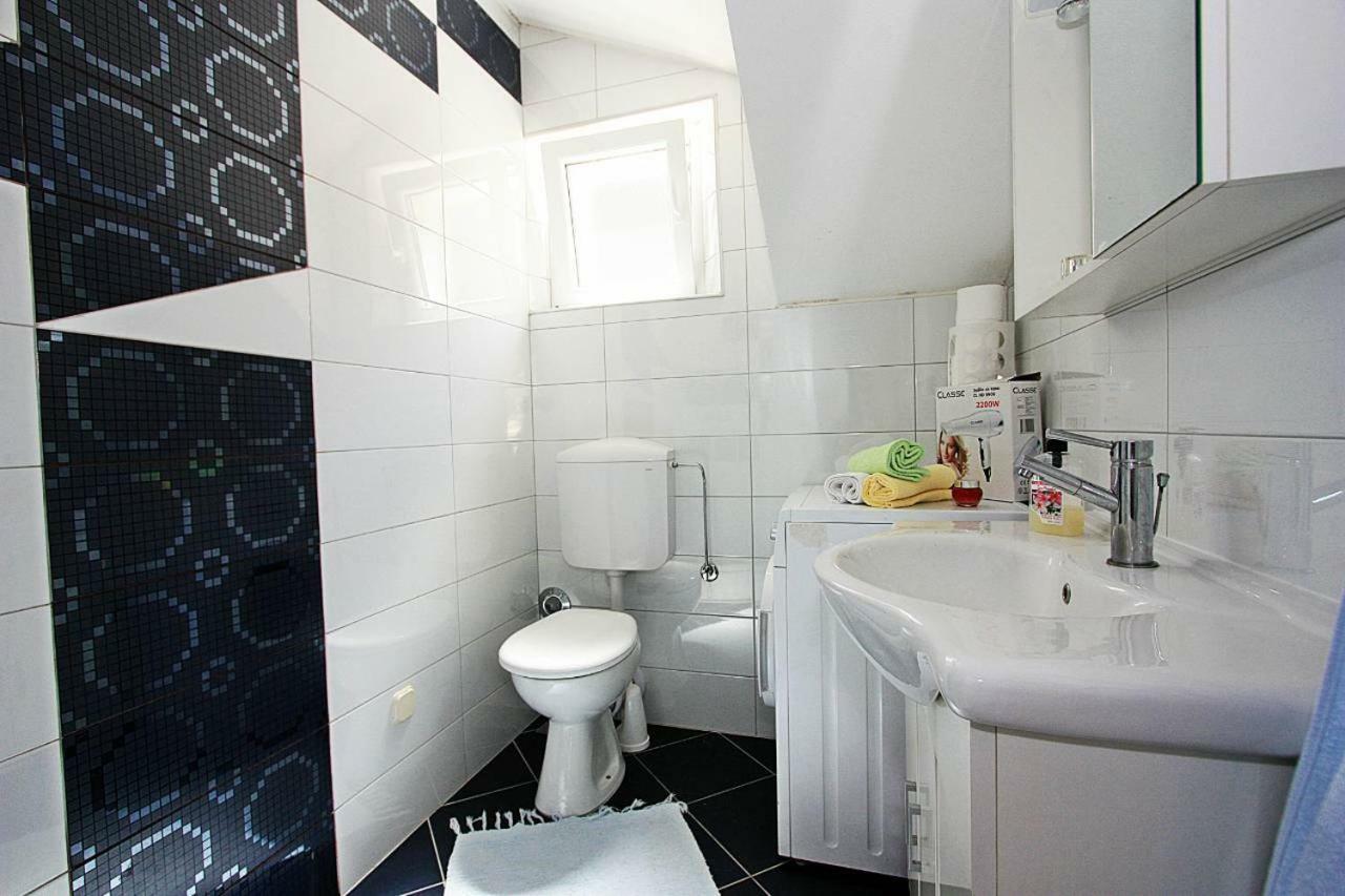 Apartmani Nila Pucisca Εξωτερικό φωτογραφία