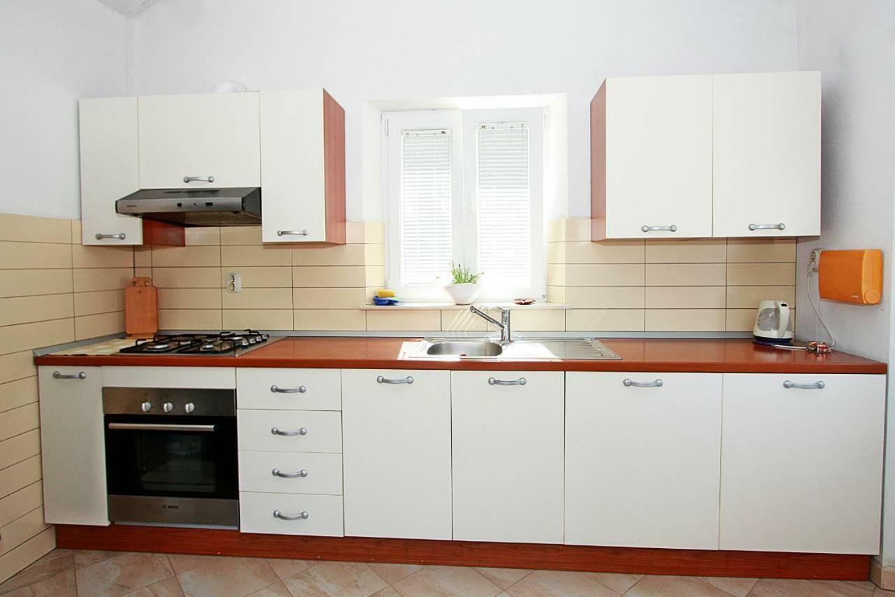 Apartmani Nila Pucisca Εξωτερικό φωτογραφία