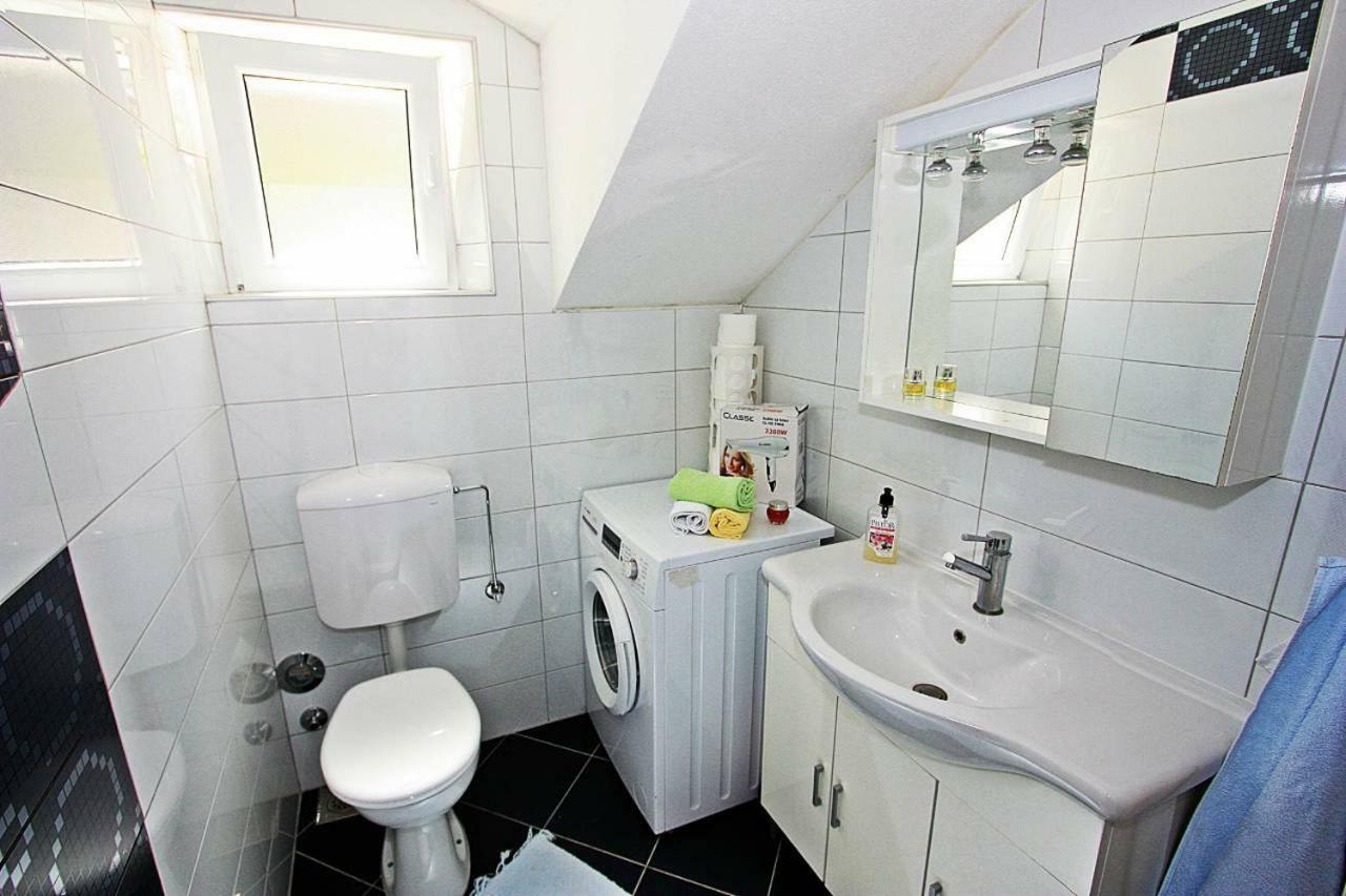 Apartmani Nila Pucisca Εξωτερικό φωτογραφία