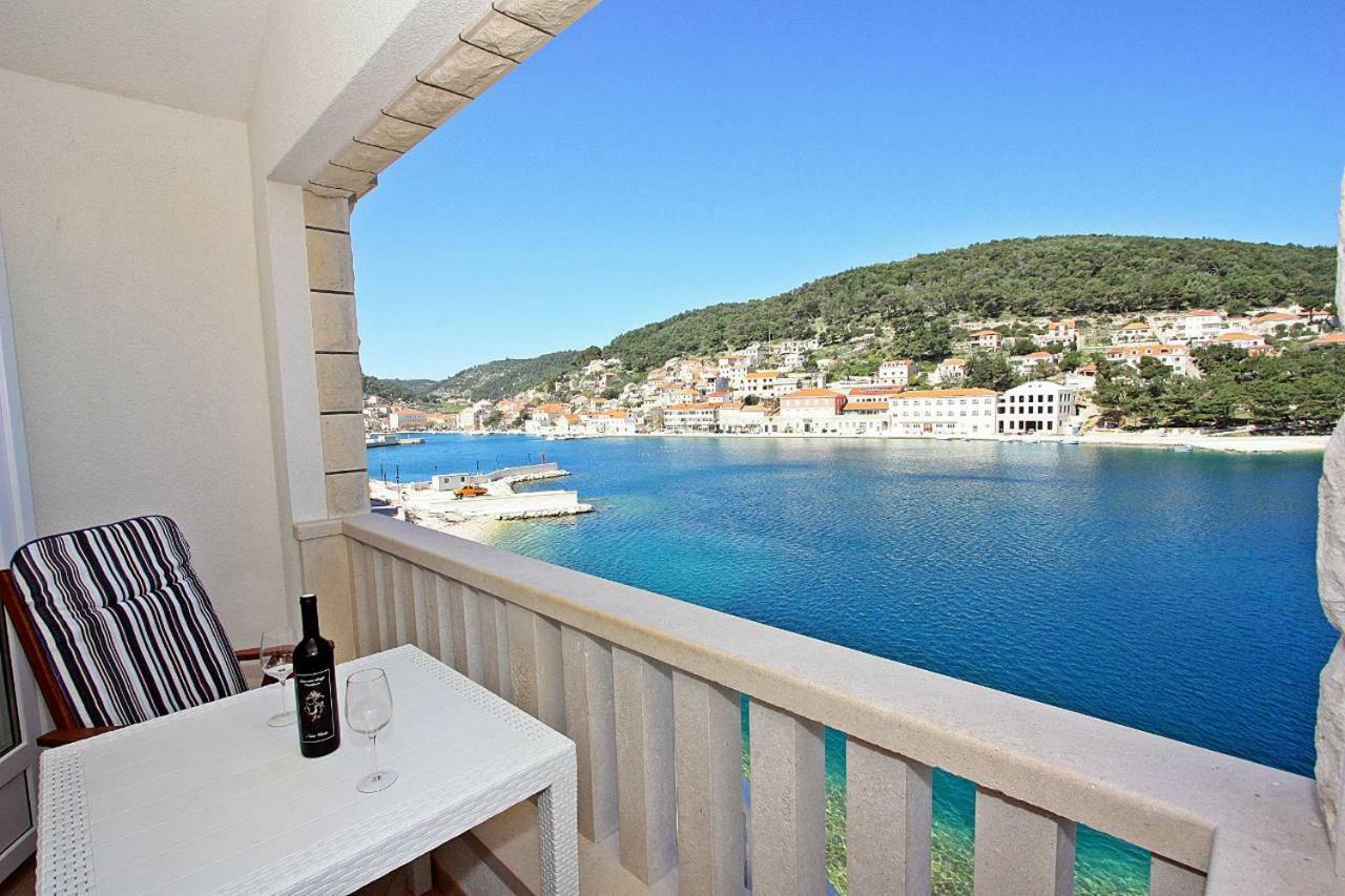 Apartmani Nila Pucisca Εξωτερικό φωτογραφία