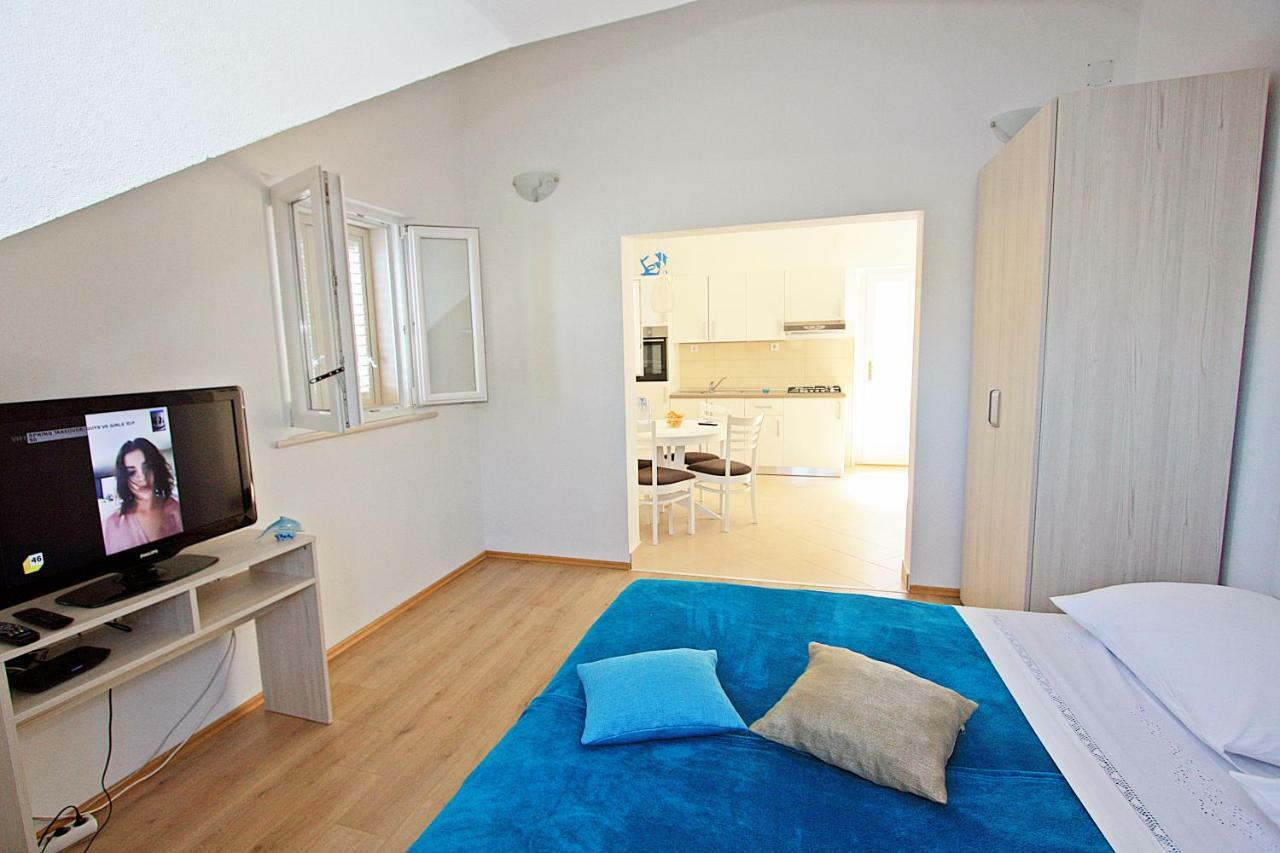 Apartmani Nila Pucisca Εξωτερικό φωτογραφία