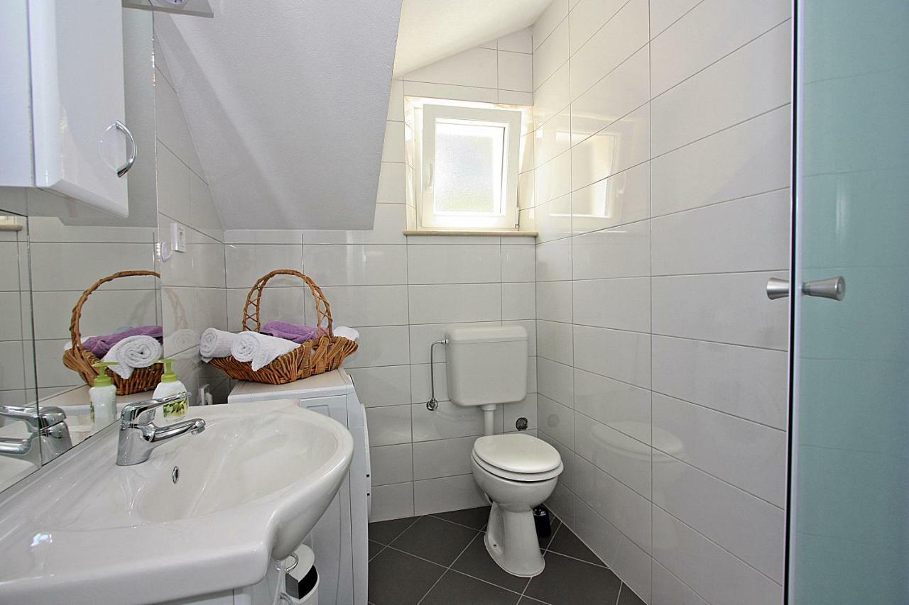 Apartmani Nila Pucisca Εξωτερικό φωτογραφία