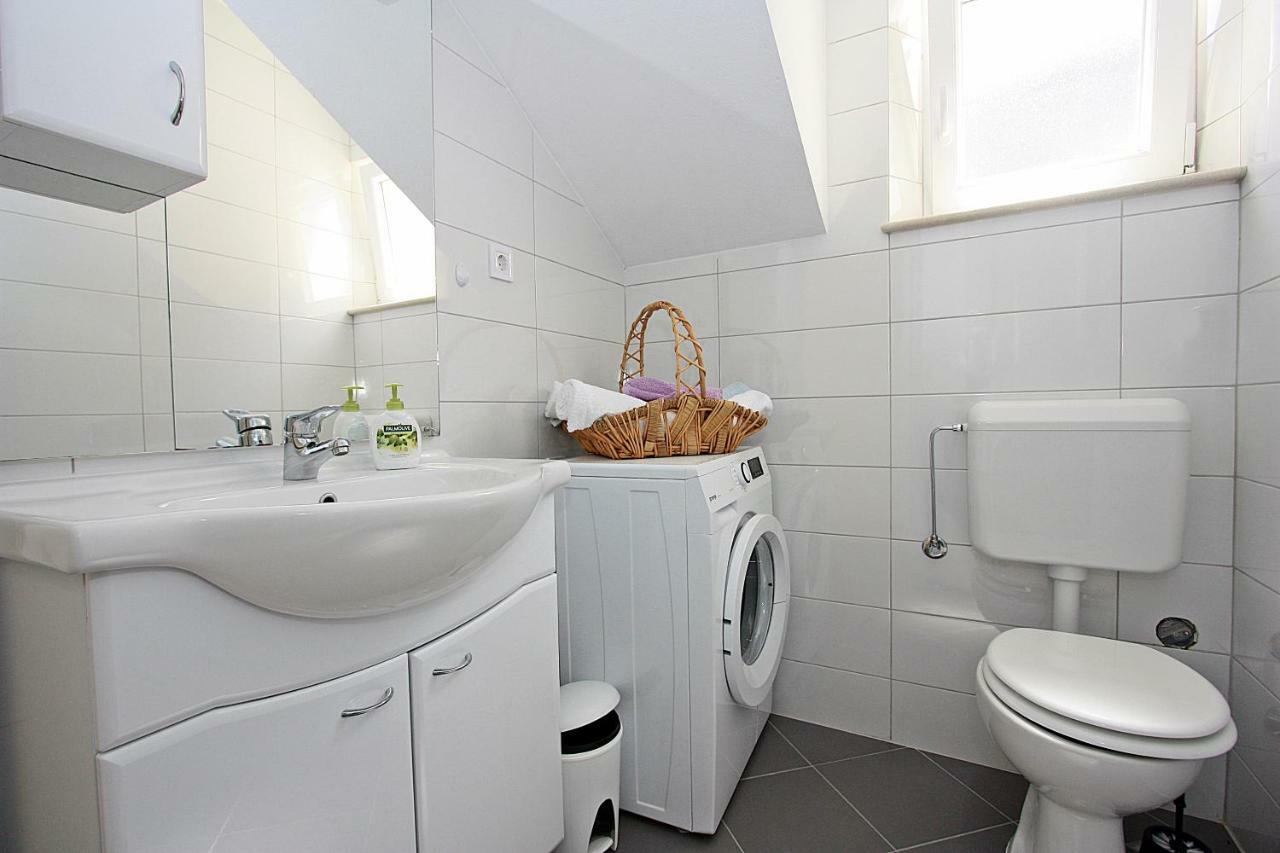 Apartmani Nila Pucisca Εξωτερικό φωτογραφία