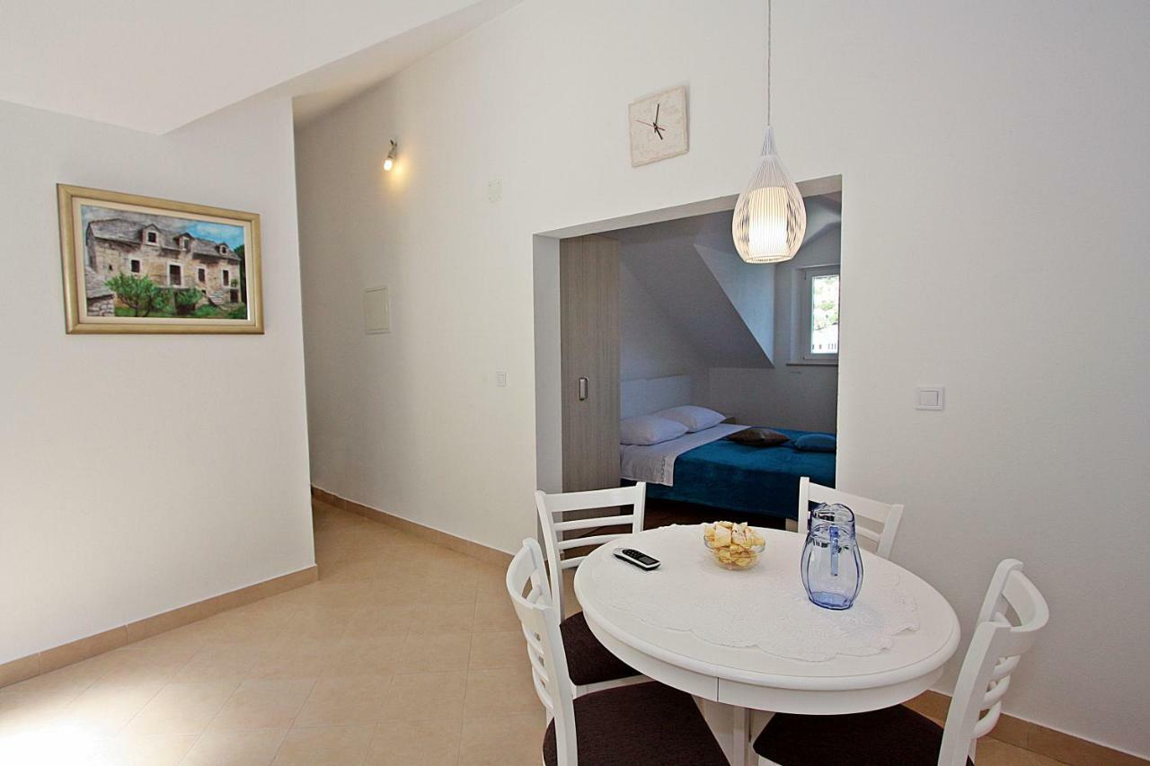 Apartmani Nila Pucisca Εξωτερικό φωτογραφία