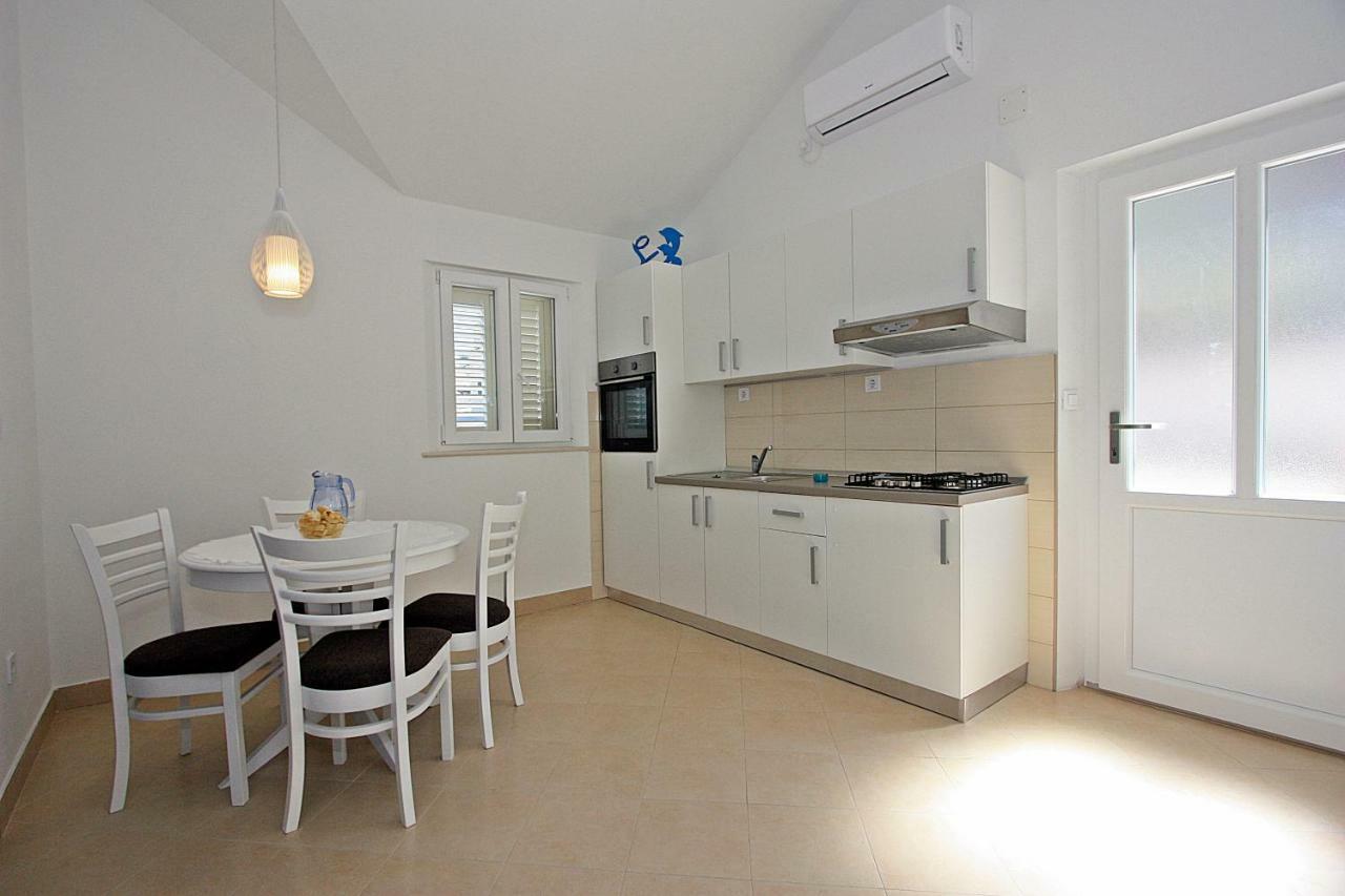 Apartmani Nila Pucisca Εξωτερικό φωτογραφία