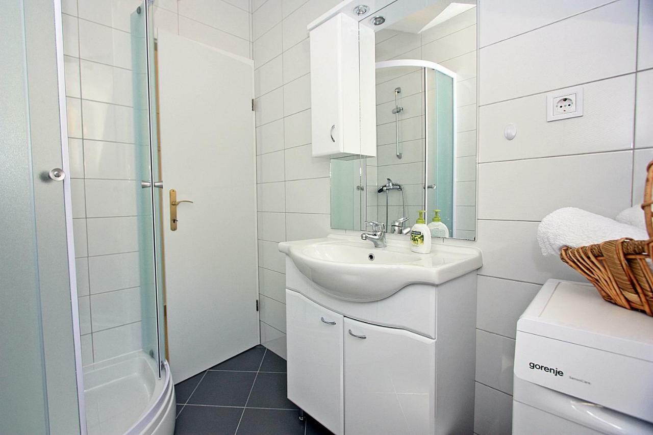 Apartmani Nila Pucisca Εξωτερικό φωτογραφία
